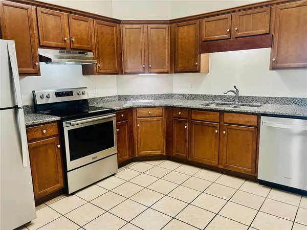 $1,695 | 9 Victory Street, Gainesville, GA 30501