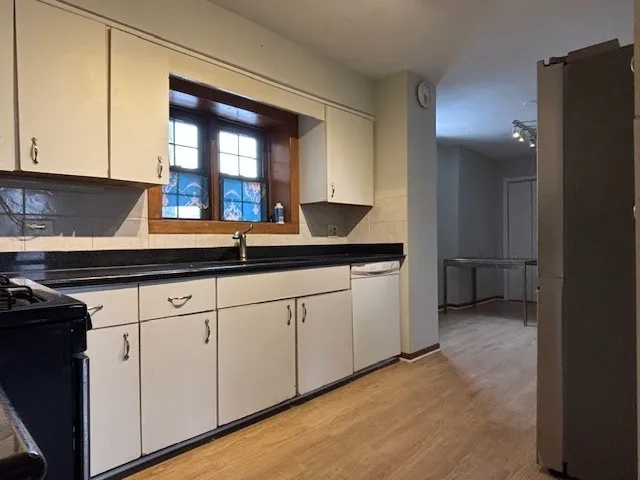 $699,800 | 3159 South Lowe Avenue, Chicago, IL 60616