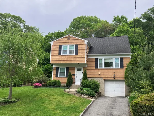 $5,900 | 18 Coralyn Avenue, White Plains, NY 10605