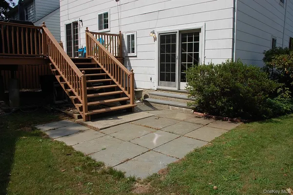 $6,500 | 18 Coralyn Avenue, White Plains, NY 10605