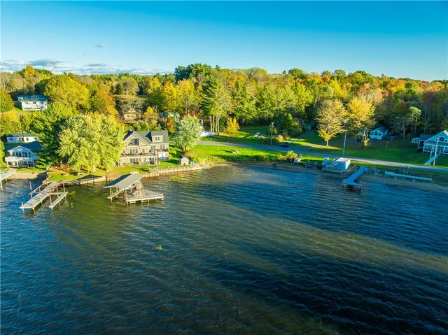 $199,900 | 14710 Lake Street, Sterling, NY 13156