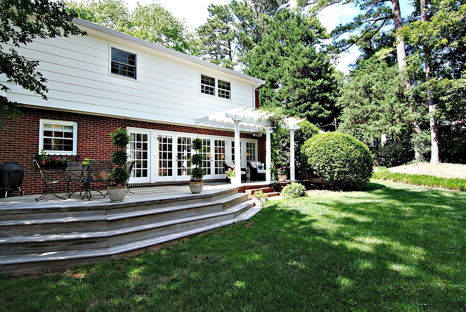 407 Foxhall Street Raleigh, NC 27609 - Photo 24 of 28 Photo 24