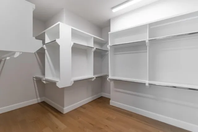 $649,900 | 11053 Chatterton Drive, Houston, TX 77043