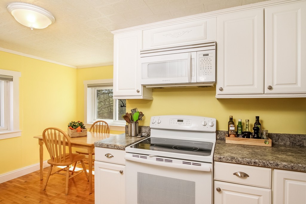 170 Bumstead Road Monson, MA 01057 - Photo 8 of 26