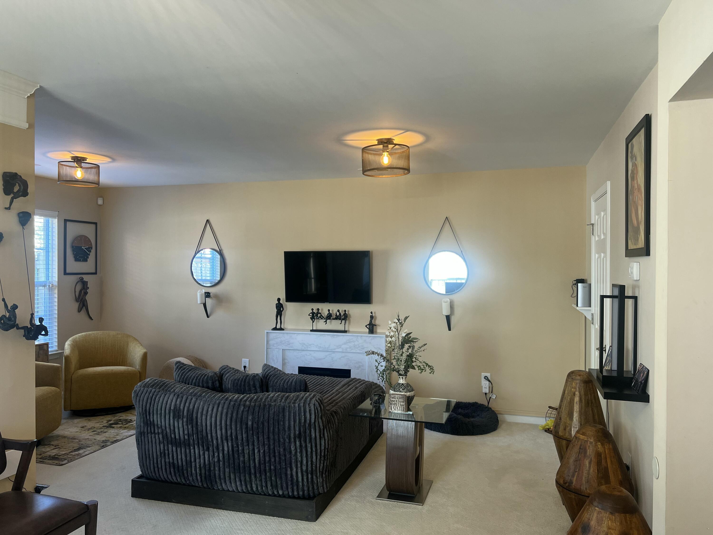 9006 Parlor Drive Ladson, SC 29456 - Photo 8 of 45 DE7E1515-6650-49A1-B028-09E0605D5061