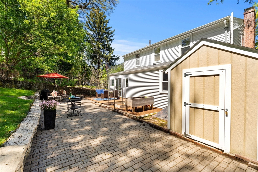 96 Paul Revere Road Arlington, MA 02476 - Photo 30 of 35 Gallery Image 30