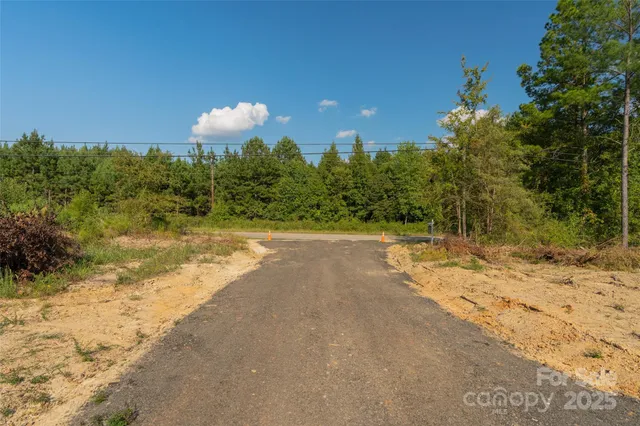 $299,000 | 1017 South Oakshire Lane, Unit 5, Waxhaw, NC 28173