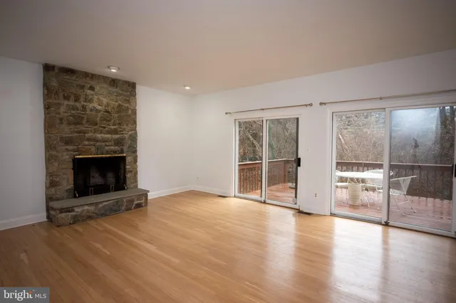 $6,500 | 9700 Grenadier Court, Bethesda, MD 20817