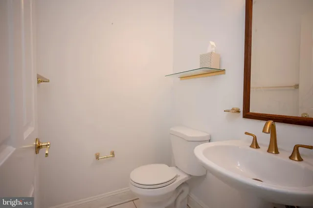 $6,500 | 9700 Grenadier Court, Bethesda, MD 20817