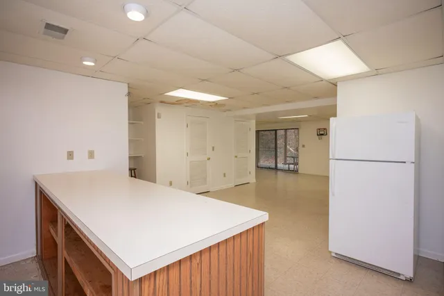 $6,500 | 9700 Grenadier Court, Bethesda, MD 20817