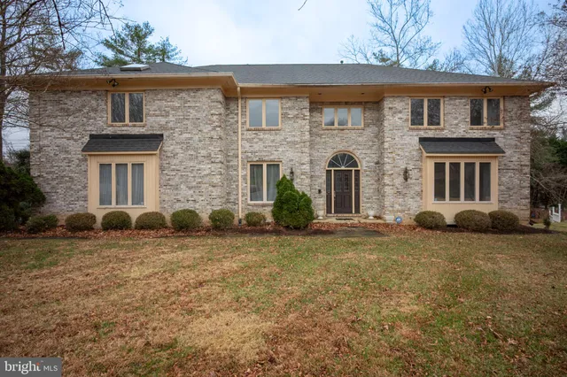 $6,500 | 9700 Grenadier Court, Bethesda, MD 20817