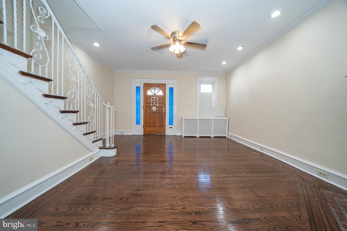 248 Huntley Road Upper Darby, PA 19082 - Photo 3 of 44