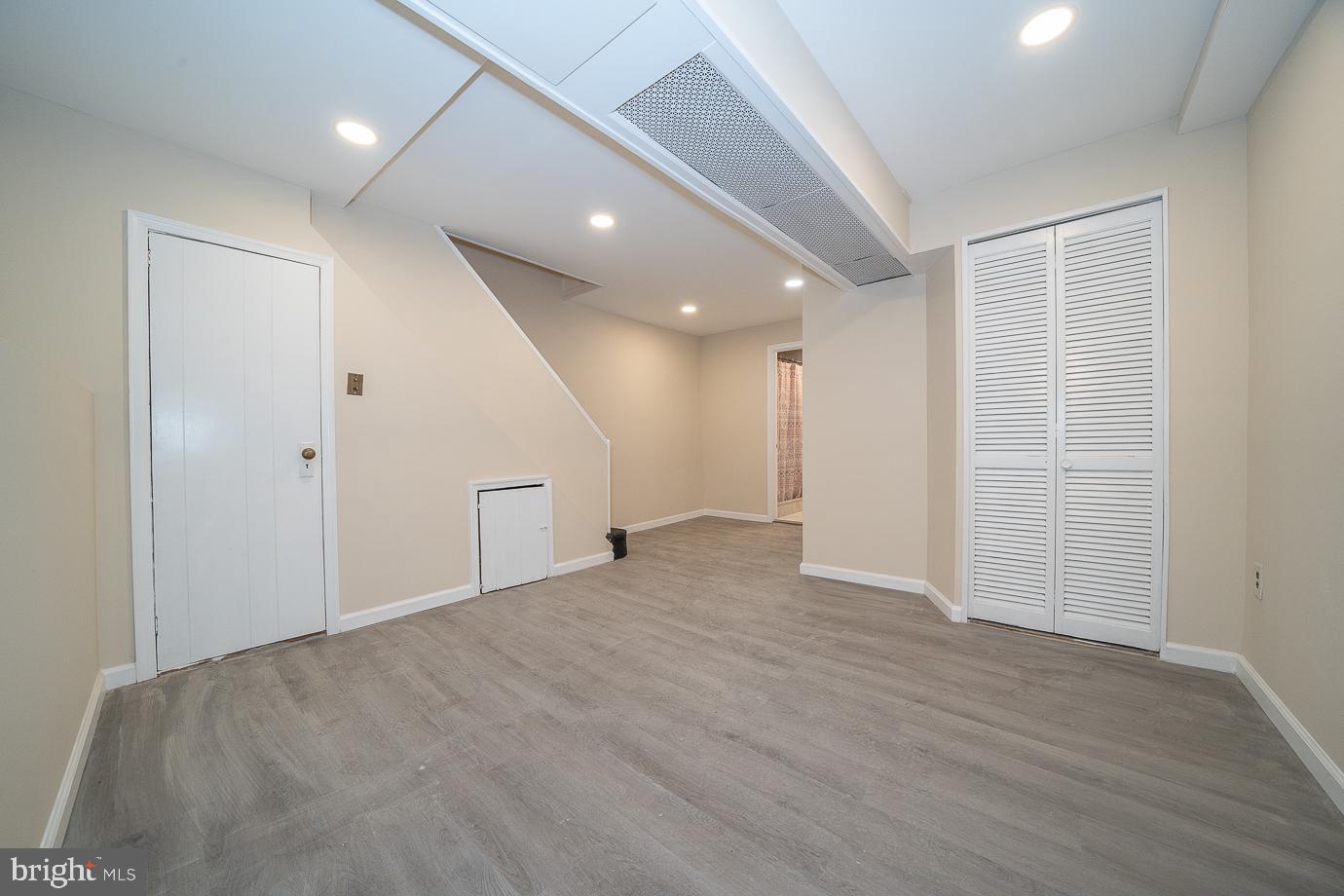 248 Huntley Road Upper Darby, PA 19082 - Photo 31 of 44