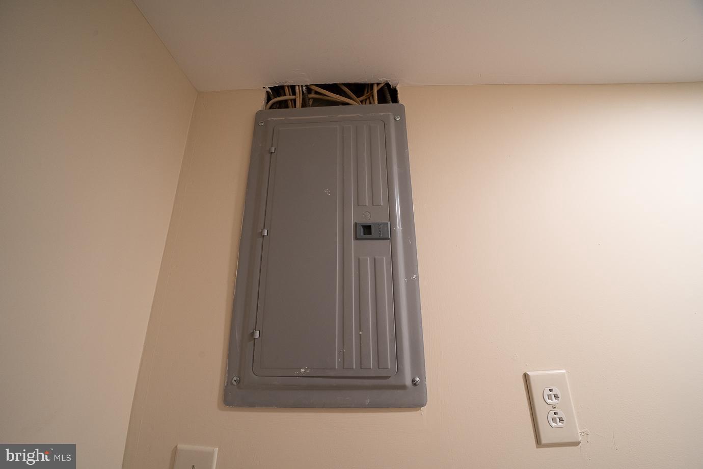 248 Huntley Road Upper Darby, PA 19082 - Photo 38 of 44