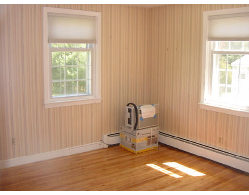 70 Russell Road Framingham, MA 01702 - Photo 6 of 7 Gallery Image 6