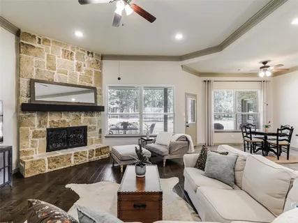 $674,995 | 101 Sandlin Court, Springtown, TX 76082