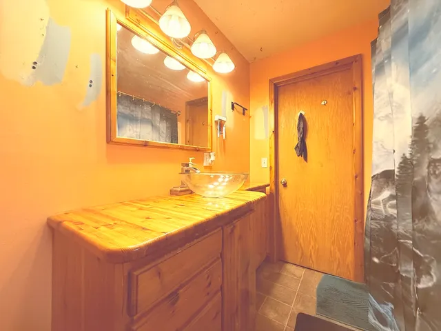 $144,900 | 406 South Church Street, Gibson City, IL 60936