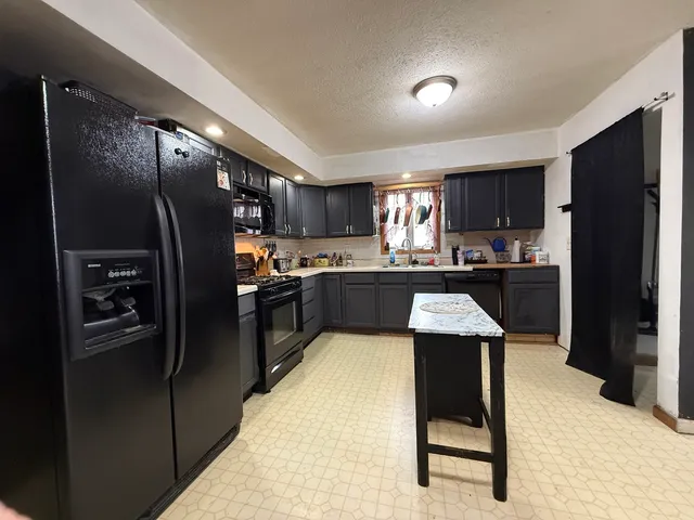 $144,900 | 406 South Church Street, Gibson City, IL 60936