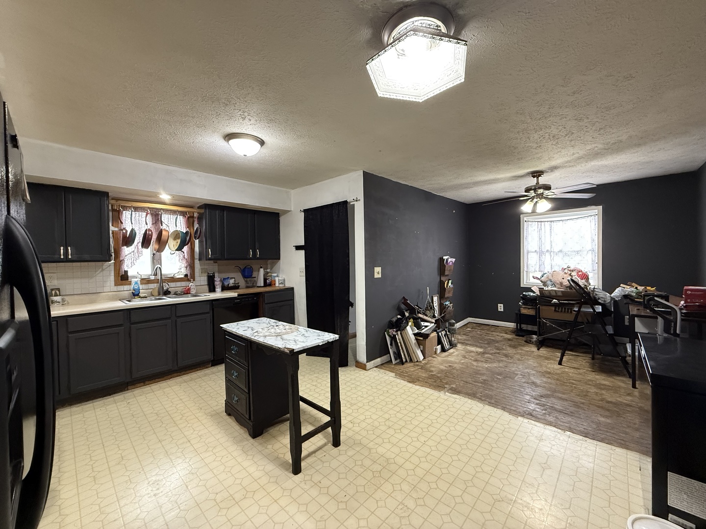 406 South Church Street Gibson City, IL 60936 - Photo 7 of 24