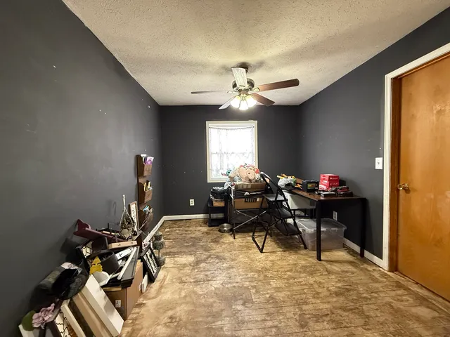 $144,900 | 406 South Church Street, Gibson City, IL 60936