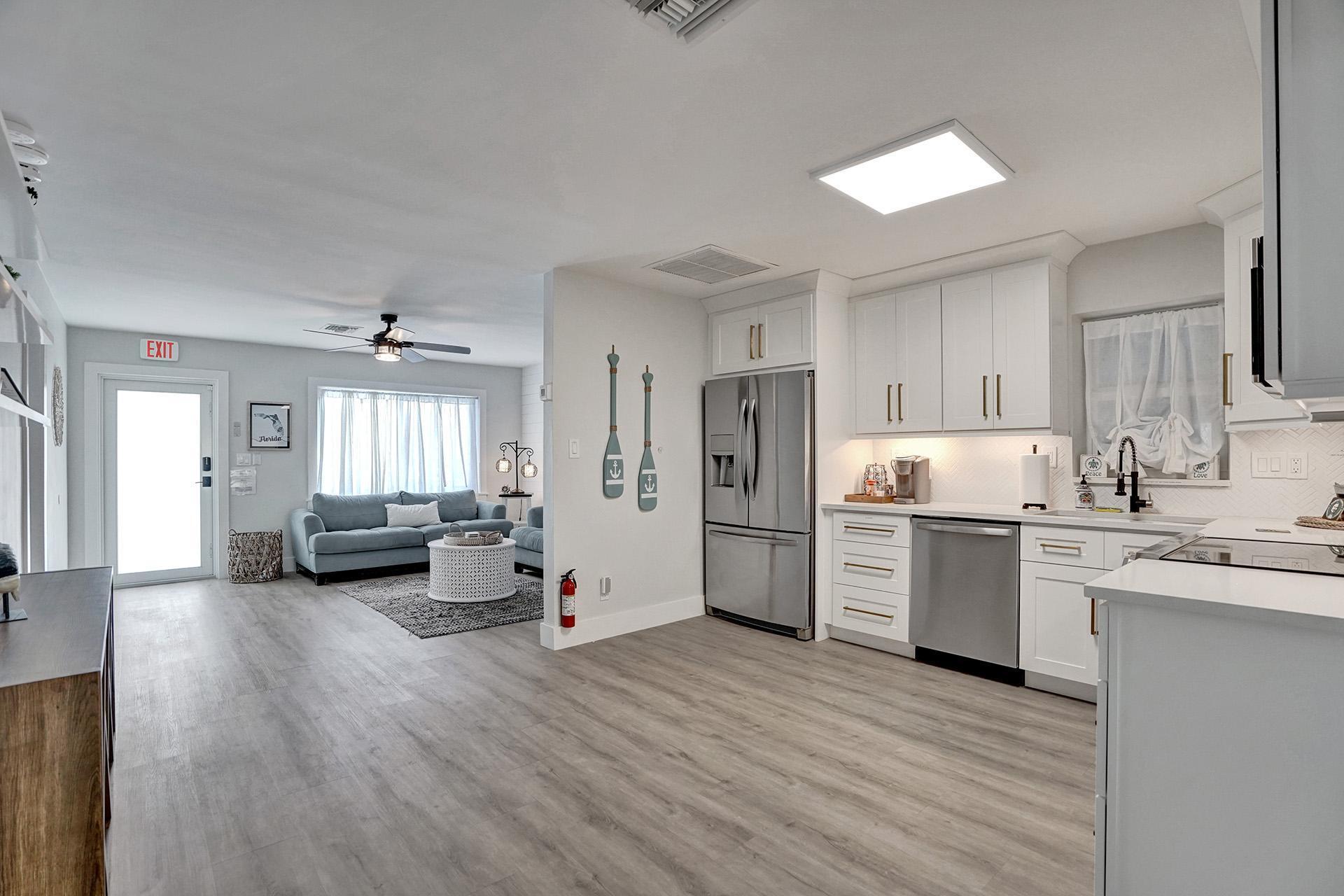 1969 Northeast 5th Street, Unit 12 Deerfield Beach, FL 33441 - Photo 35 of 92 DSC06637