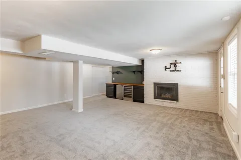 $399,950 | 9325 Madison Avenue, Kansas City, MO 64114