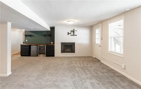 $399,950 | 9325 Madison Avenue, Kansas City, MO 64114