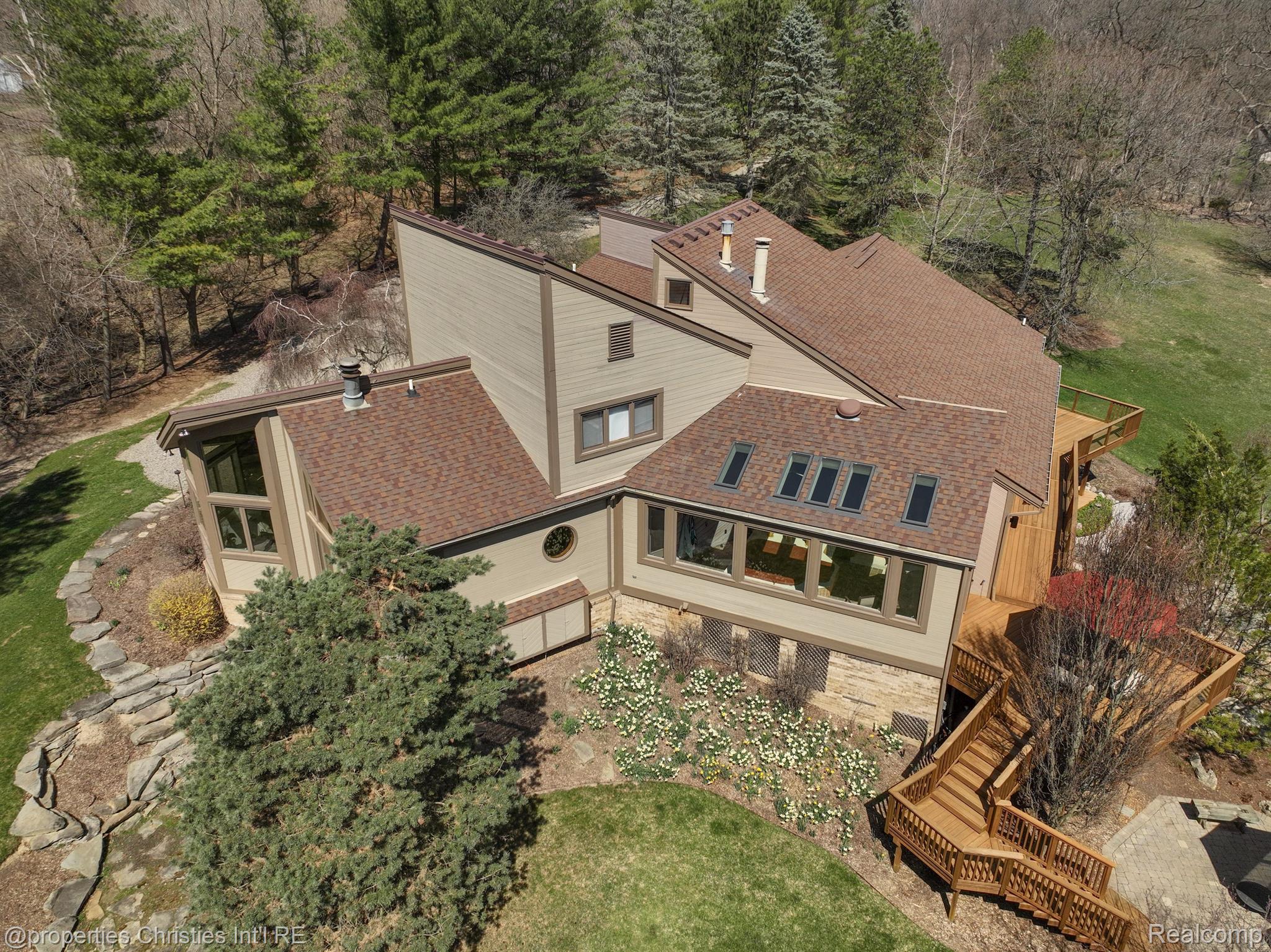 1661 Silver Bell Road Rochester, MI 48306 - Photo 71 of 77 Gallery Image 71