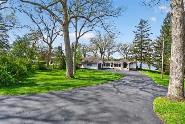 $1,395,000 | 12718 229th Avenue, Salem Lakes, WI 53104
