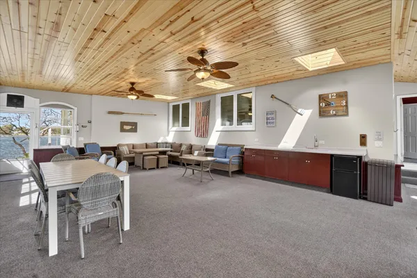 $1,395,000 | 12718 229th Avenue, Salem Lakes, WI 53104