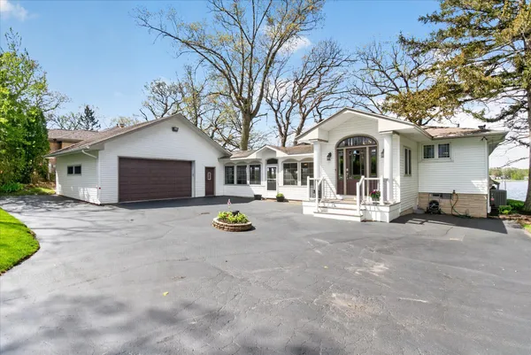 $1,395,000 | 12718 229th Avenue, Salem Lakes, WI 53104