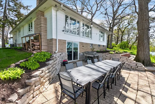 $1,395,000 | 12718 229th Avenue, Salem Lakes, WI 53104