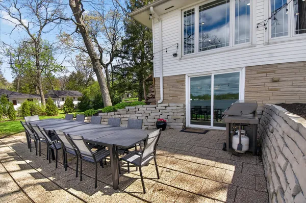 $1,395,000 | 12718 229th Avenue, Salem Lakes, WI 53104
