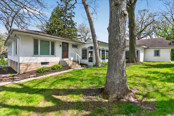 $1,395,000 | 12718 229th Avenue, Salem Lakes, WI 53104