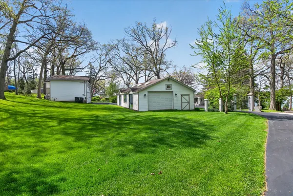 $1,395,000 | 12718 229th Avenue, Salem Lakes, WI 53104