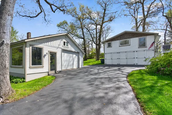 $1,395,000 | 12718 229th Avenue, Salem Lakes, WI 53104