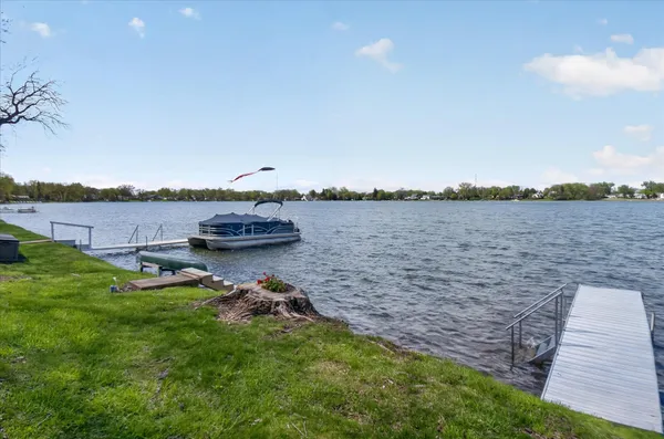 $1,395,000 | 12718 229th Avenue, Salem Lakes, WI 53104