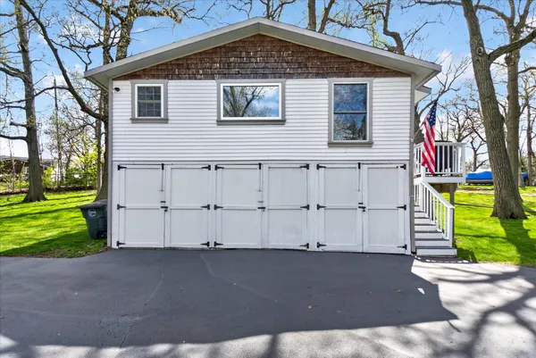 $1,395,000 | 12718 229th Avenue, Salem Lakes, WI 53104