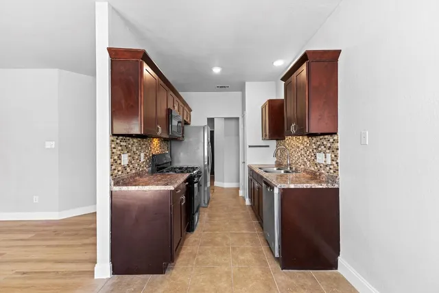 $1,775 | 1207 York Castle Drive, Pflugerville, TX 78660