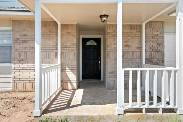 $1,775 | 1207 York Castle Drive, Pflugerville, TX 78660