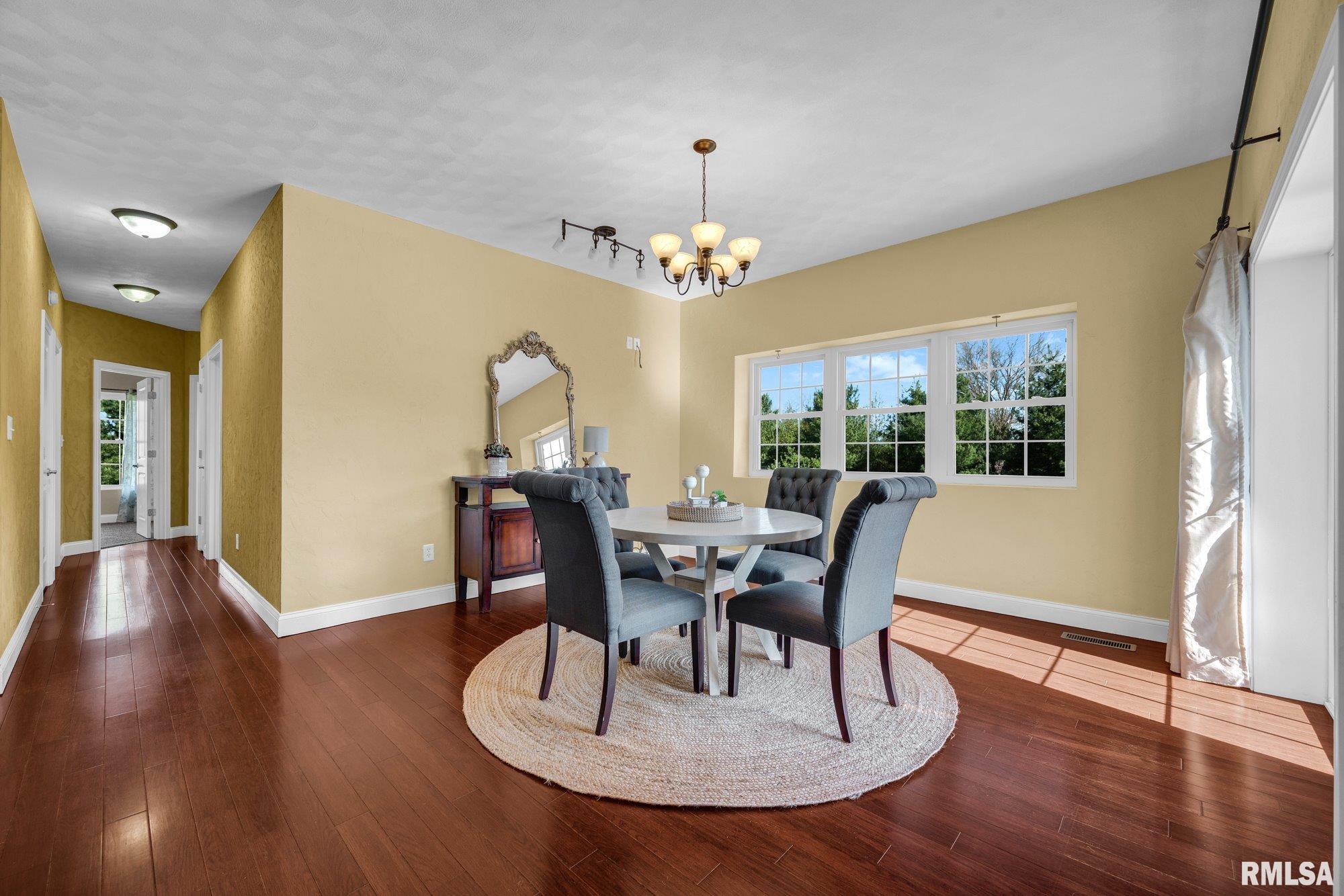 34460 North Peoria Line Road Farmington, IL 61531 - Photo 12 of 64