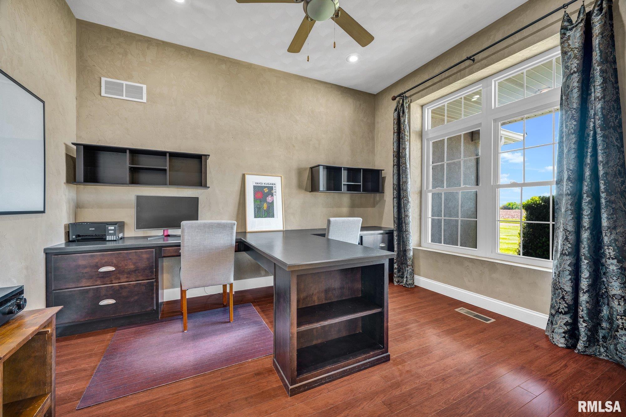 34460 North Peoria Line Road Farmington, IL 61531 - Photo 15 of 64