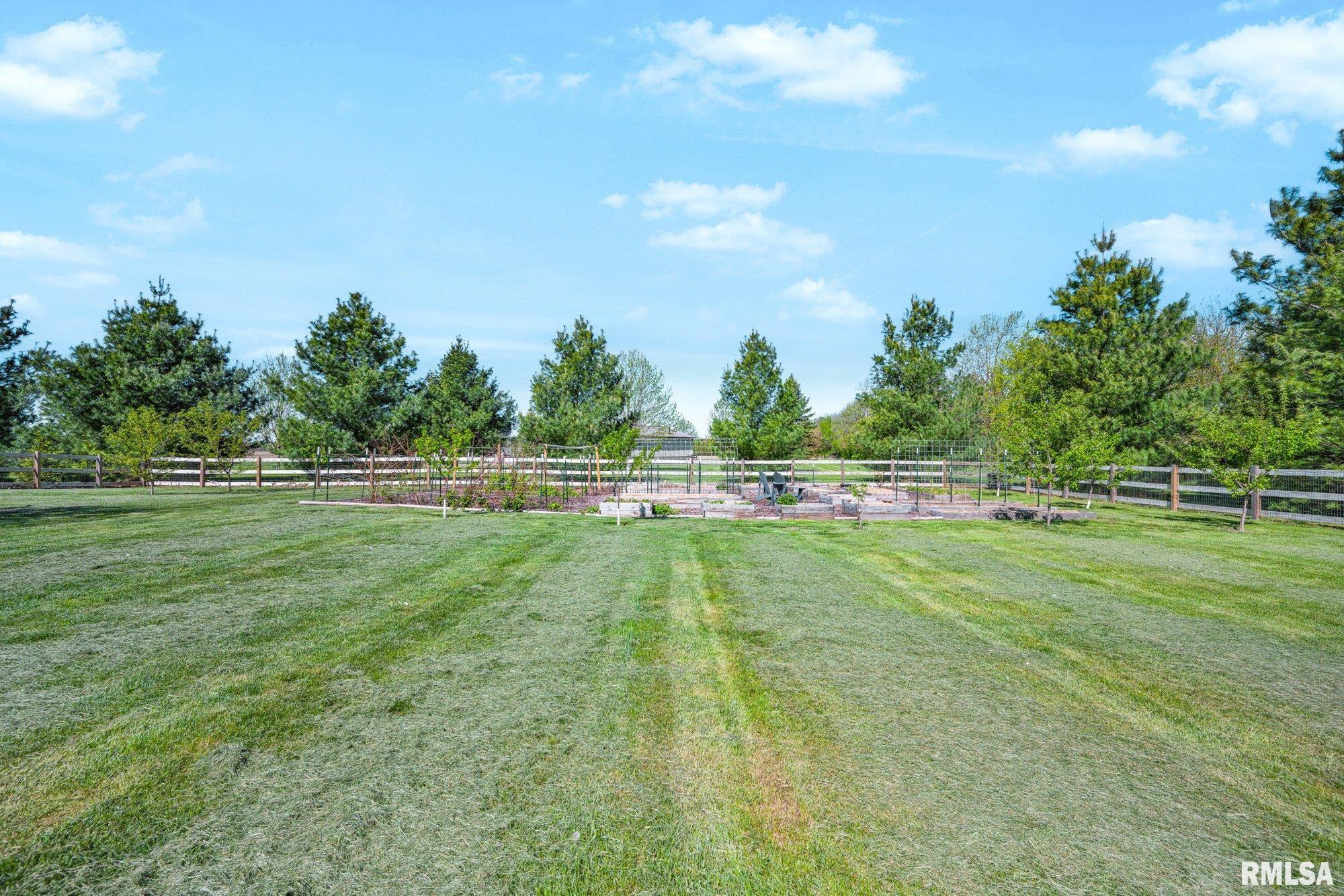 34460 North Peoria Line Road Farmington, IL 61531 - Photo 50 of 64