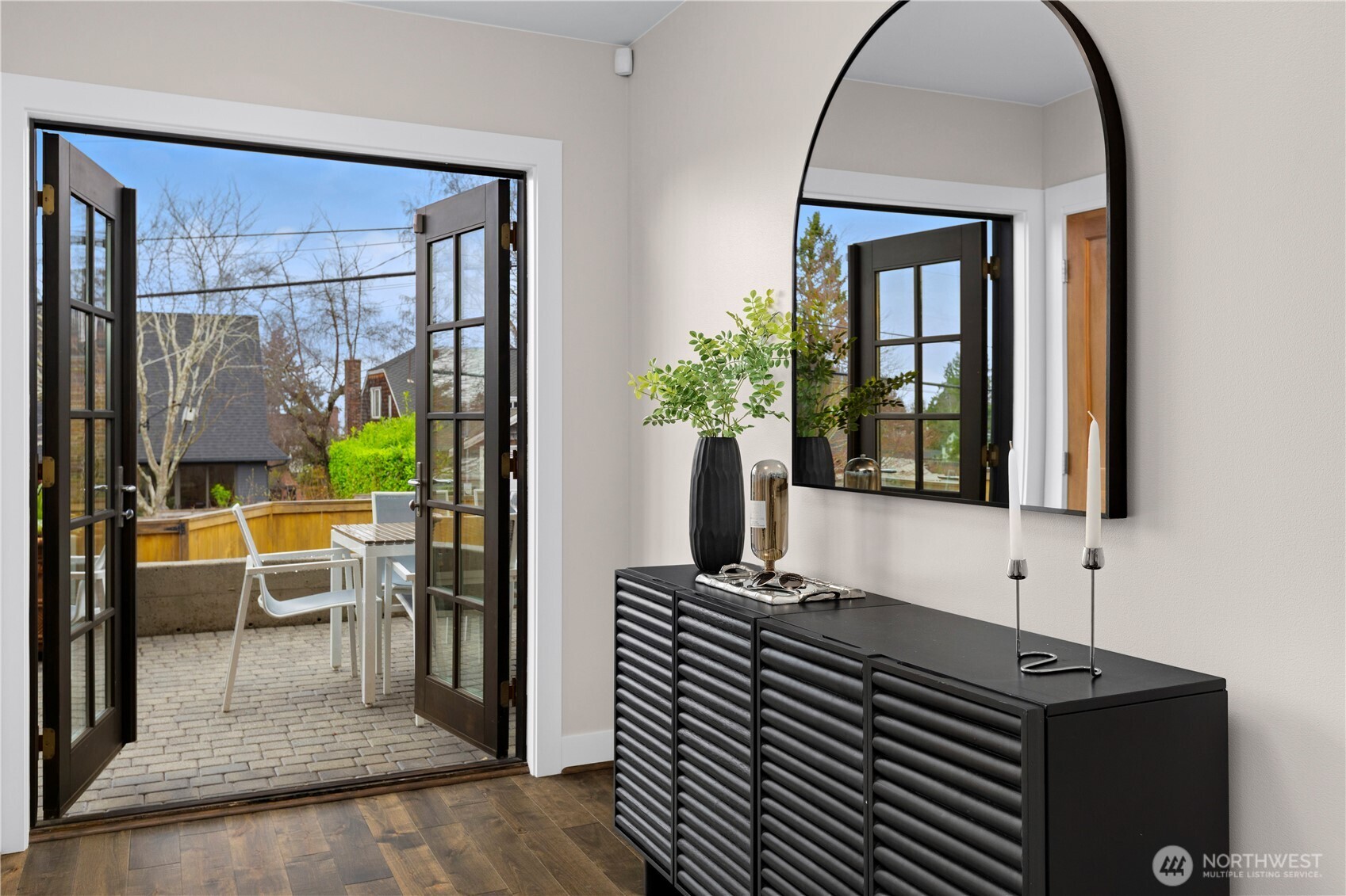 3773 Southwest Grayson Street Seattle, WA 98126 - Photo 6 of 40