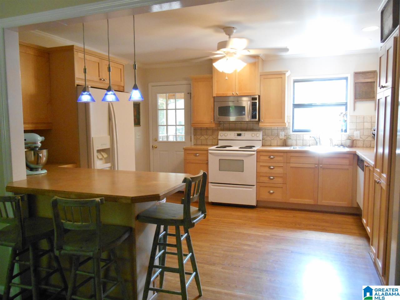 3949 Rock Ridge Road Birmingham, AL 35210 - Photo 4 of 30