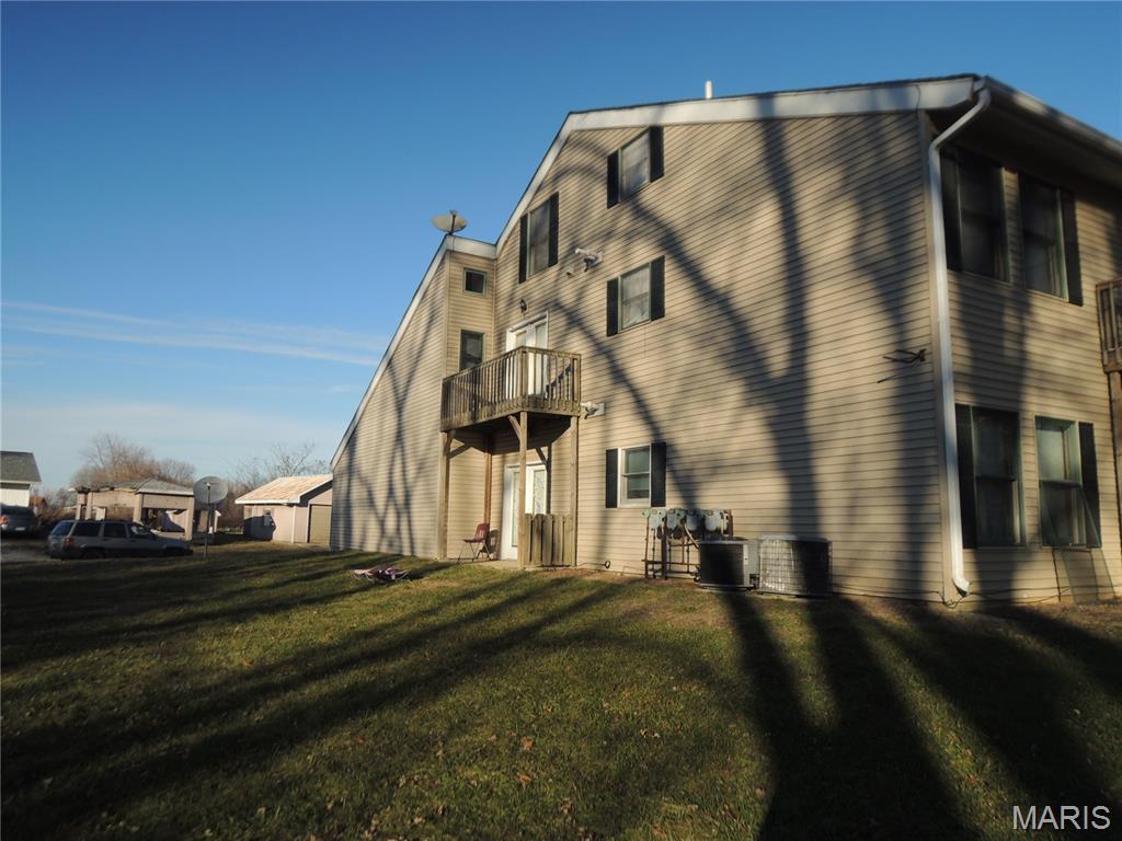 35 St Thomas Avenue Keyesport, IL 62253 - Photo 6 of 14