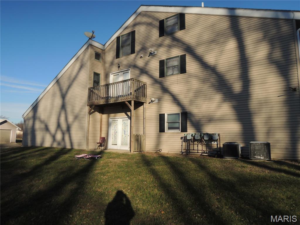 35 St Thomas Avenue Keyesport, IL 62253 - Photo 7 of 14