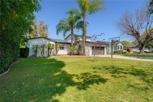 $1,175,000 | 455 West Bennett Avenue, Glendora, CA 91741