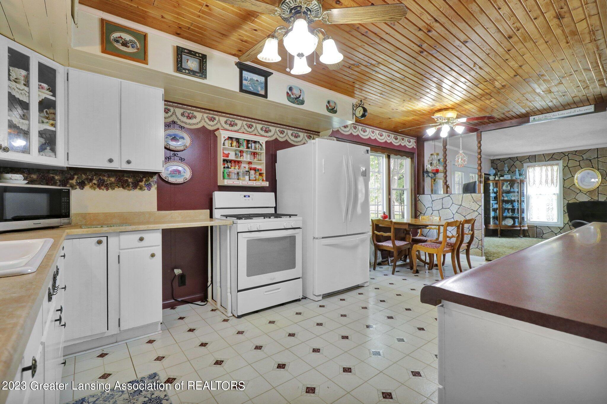 8180 West Herbison Road Eagle, MI 48822 - Photo 25 of 41 26-web-or-mls-Open Ended Media-26
