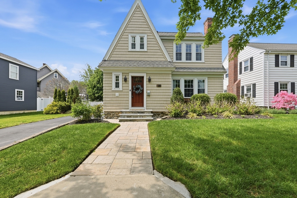 16 Bay State Road Worcester, MA 01606 - Photo 1 of 42